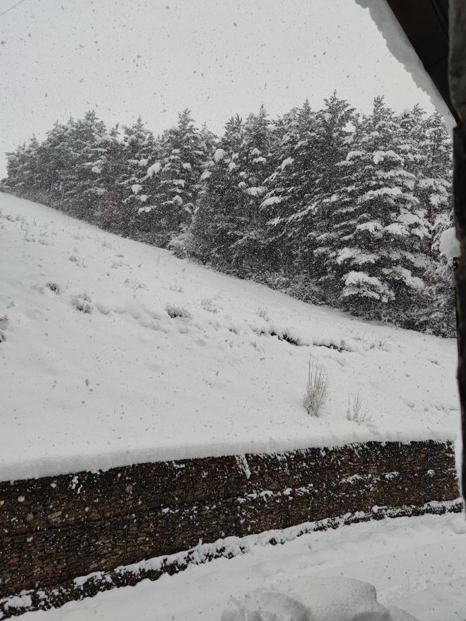 Apartamento Luga Castiello de Jaca Esterno foto